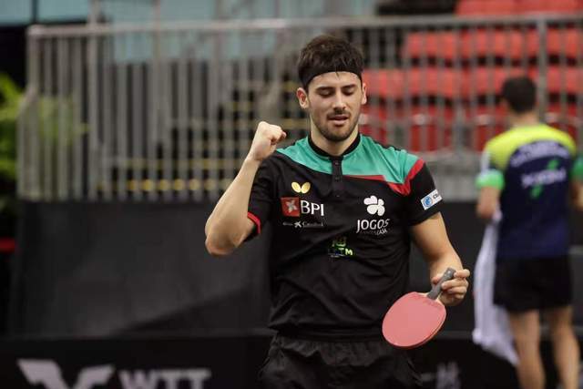 在伊尼戈身 在伊尼戈身