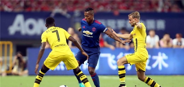 经历了将近 经历了将近